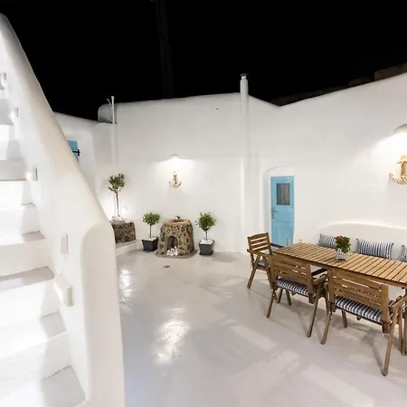 Kalamia Cave House Пиргос