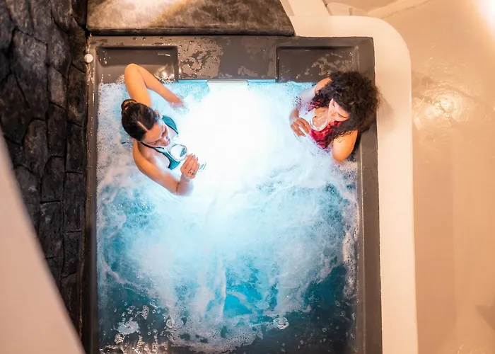 بيت للعطل Kalamia Cave House Pýrgos